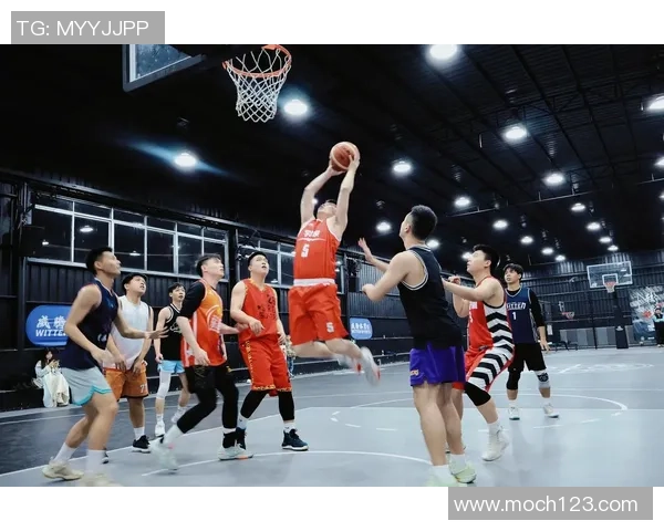 神秘人对决风暴比分揭示篮球赛场的激烈对抗与精彩瞬间