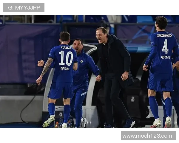 维尼修斯：从青涩小将到世界足坛璀璨明星的成长之路